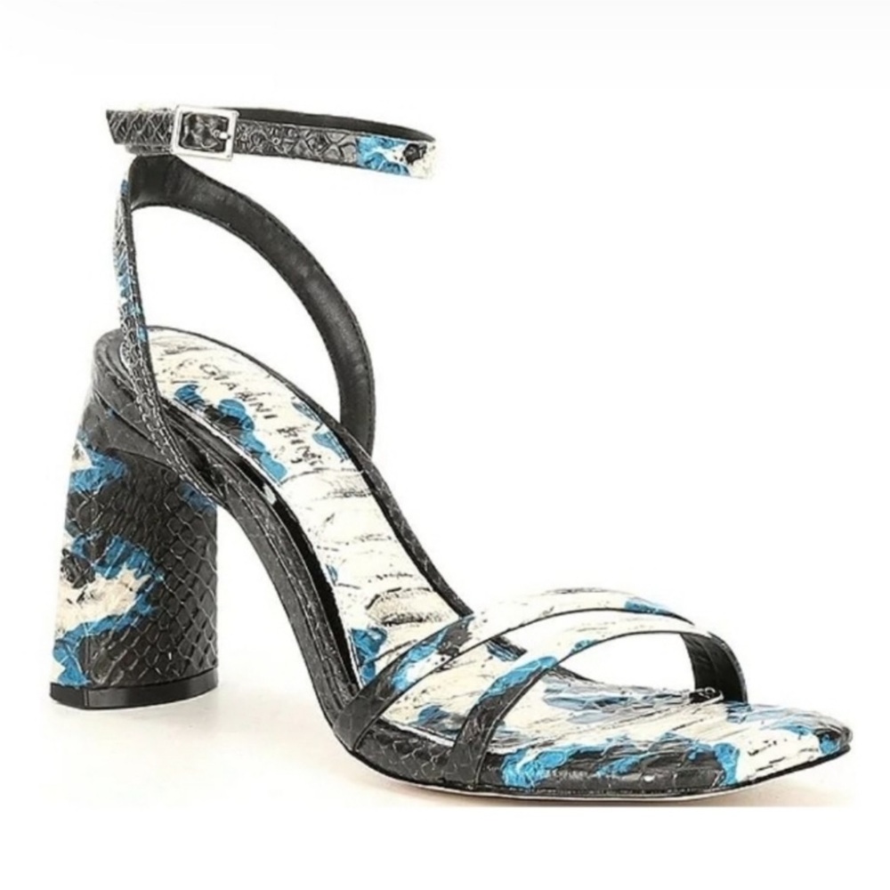 GIANNI BINI ZARRIAH  STRAPPY SANDALS(Sz 7.5)